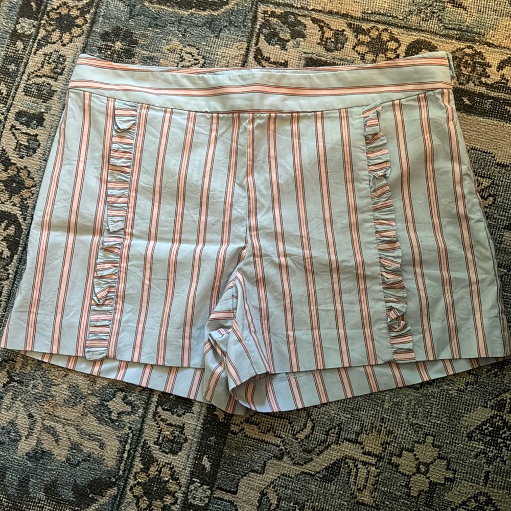Loft ruffle shorts